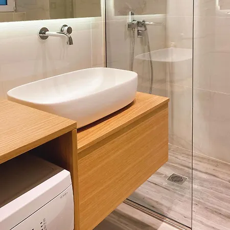 Cozy Newly Renovated 1 Bedroom Apartment In The Heart Of Athènes Extérieur photo