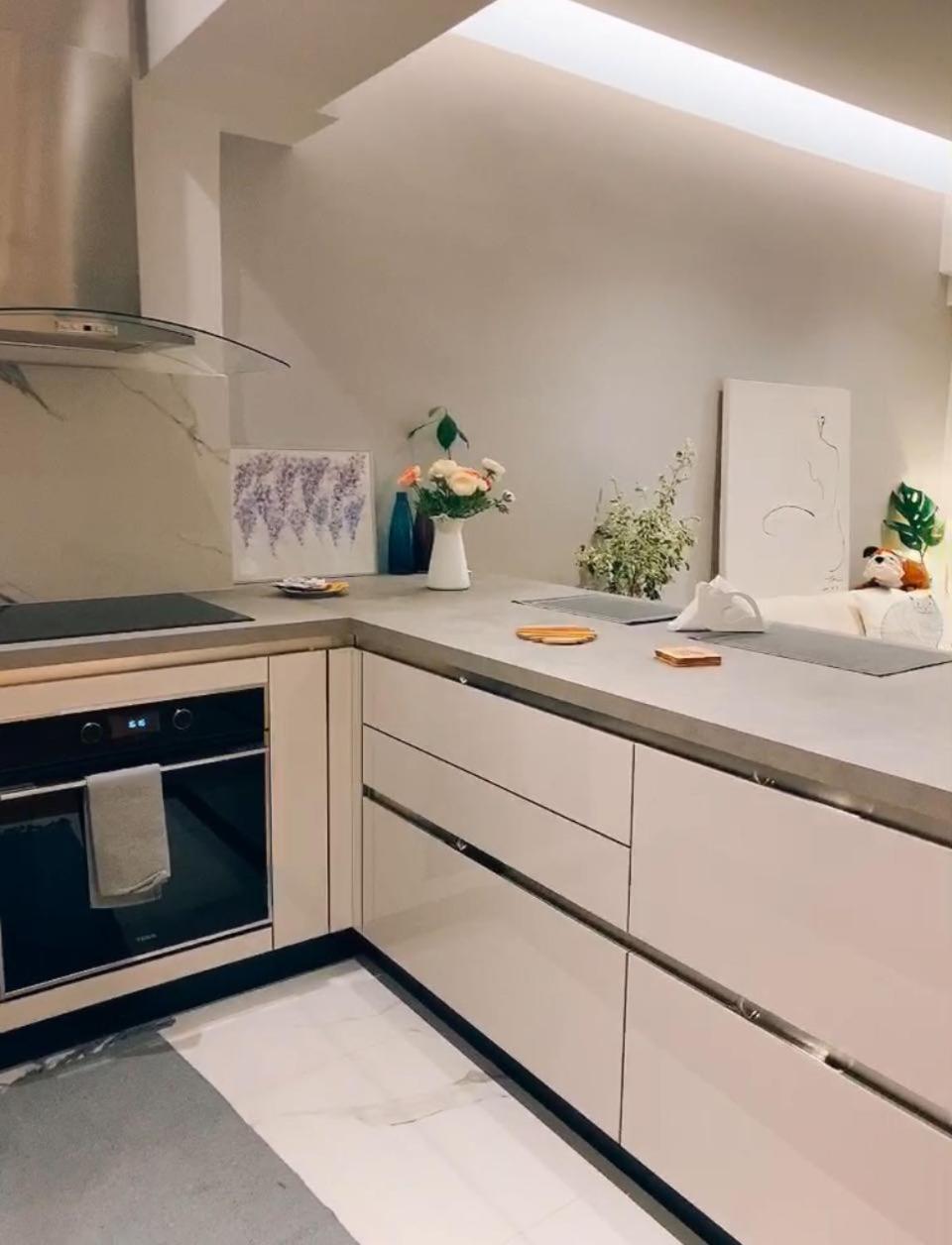 Cozy Newly Renovated 1 Bedroom In The Heart Of Apartment Athens