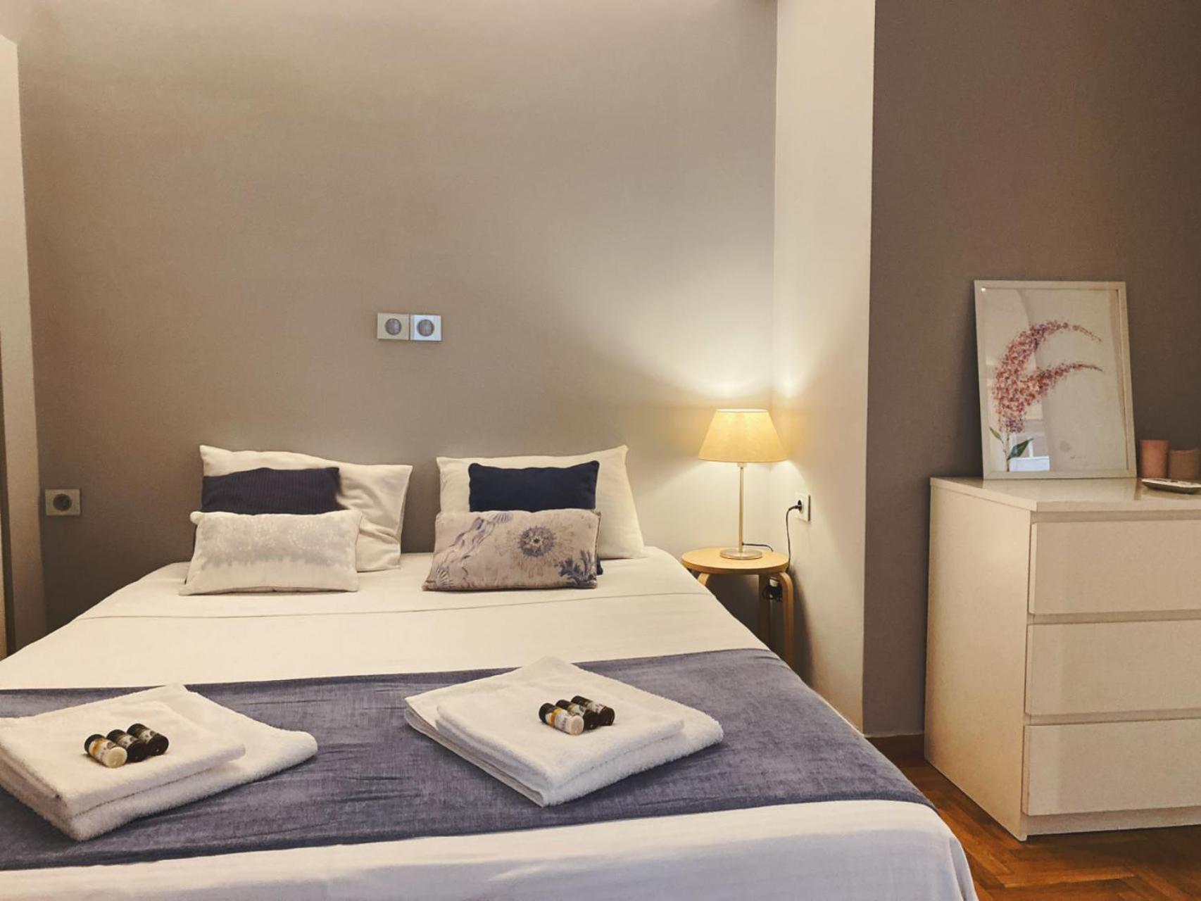 Cozy Newly Renovated 1 Bedroom In The Heart Of Athens